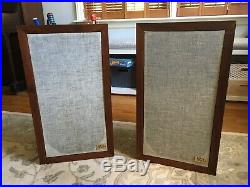 Vintage Pair Of Acoustic Research AR-3a Speakers LOCAL PICKUP ONLY