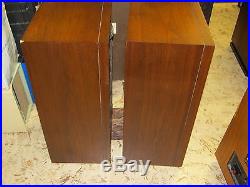 Vintage Pair of Acoustic Research AR11 Speakers