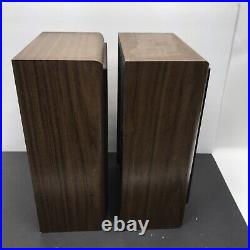 Vintage Pair of Acoustic Research AR18B Speakers Good Shape Need New Surrounds