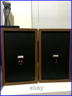 Vintage Pair of Acoustic Research AR18B Speakers Very Clean and Good Sound