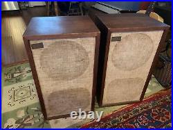 Vintage Pair of Acoustic Research AR-2AX Speakers For Parts Or Repair Restore