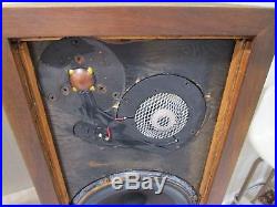 Vintage Pair of Acoustic Research AR-3 Speakers for Restoration Work - Cool