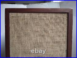Vintage Pair of Acoustic Research AR-4x Bookshelf Speakers Original Working Vintage Pair of Acoustic Research AR-4x Bookshelf Speakers Original Working