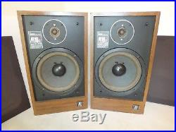 Vintage TELEDYNE ACOUSTIC RESEARCH AR18S speakers