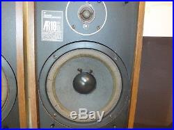 Vintage TELEDYNE ACOUSTIC RESEARCH AR18S speakers