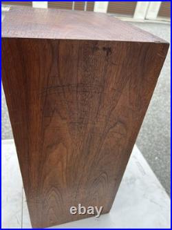 Vintage-ar-3 One Speaker