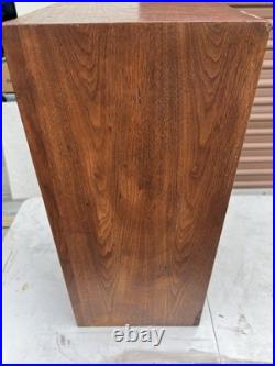 Vintage-ar-3 One Speaker