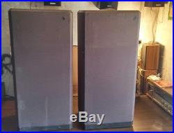 Vintage pair of teledyne acoustic research model ar94 speakers selling for parts