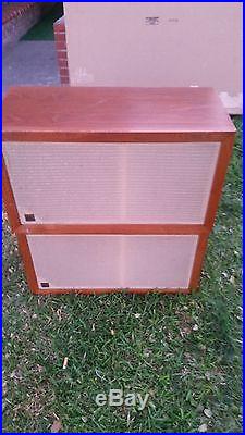 Vitage Acoustic Research Ar-3 Ar3 Speakers. Original Pair Walnut Color