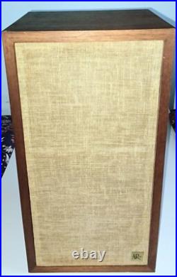 Working Vintage Pair Acoustic Research AR-4x Bookshelf Speakers